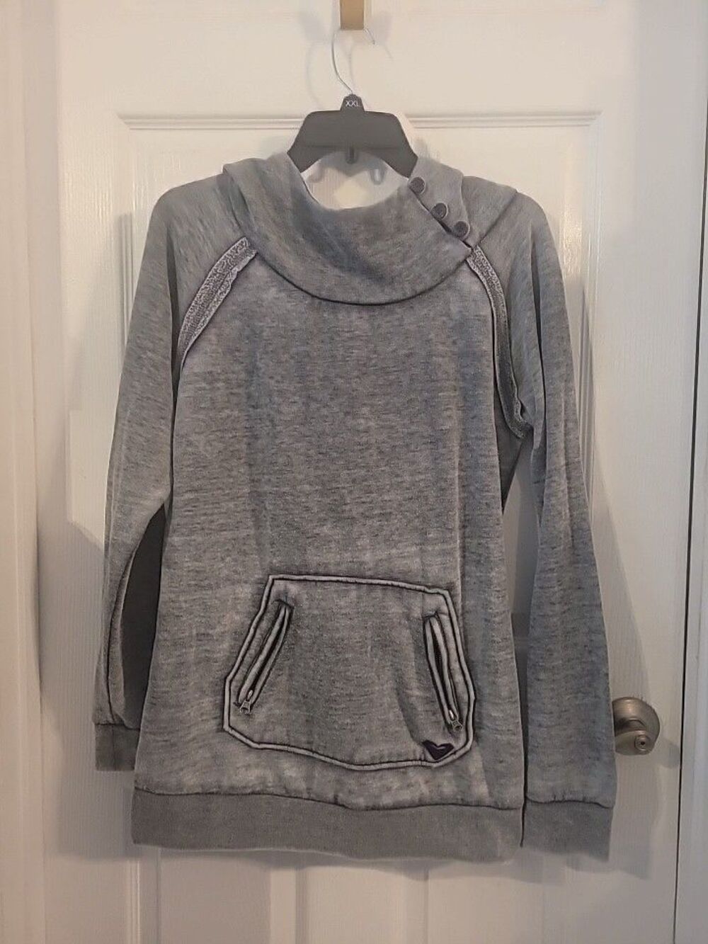 Vintage Roxy Women’s Pullover Grey Hoodie Size  XLarge